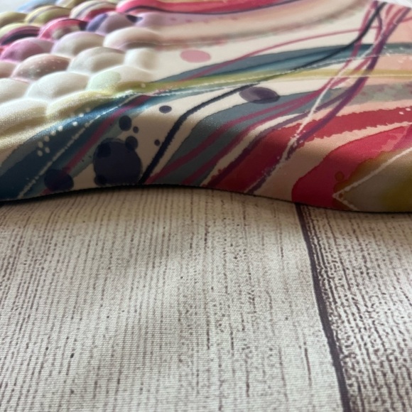 NWOT Gel Wrist Rest MousePad – Abstract Multicolor Watercolor Design – Ergonomic - Picture 5 of 6